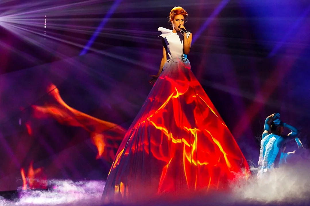 Projection Mapped Dress – Worn by Aliona Moon