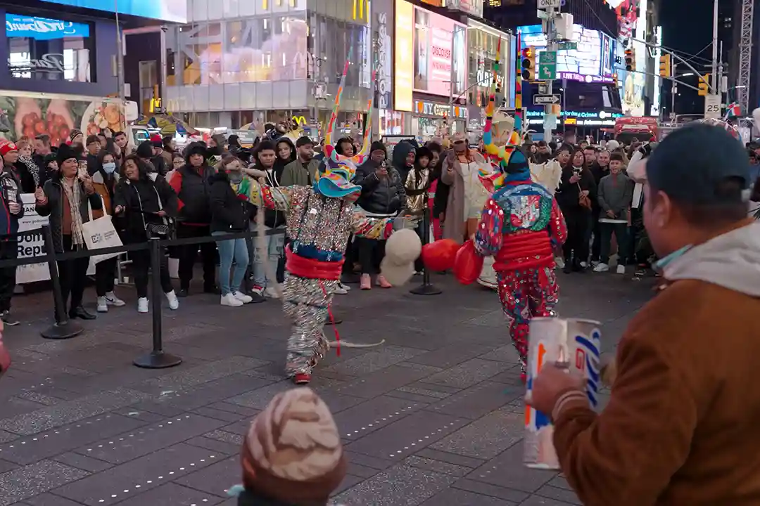 Pop Up Mob Times Square New York Event Dancers Performers