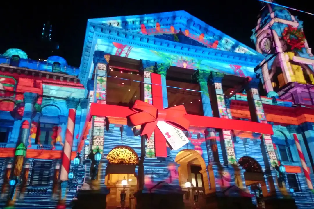 Christmas Themed Building Projection Mapping