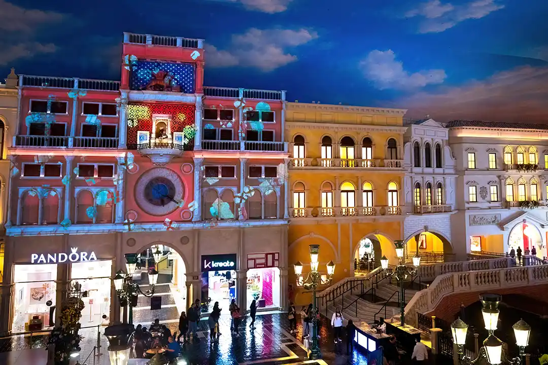 Christmas Projection Mapping Show at the Venetian Resort in Las Vegas